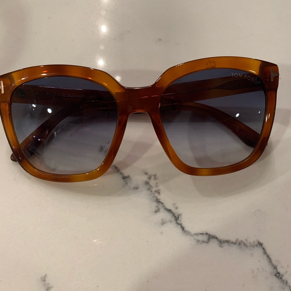 Tom Ford Sunglasses - Picture 6 of 8